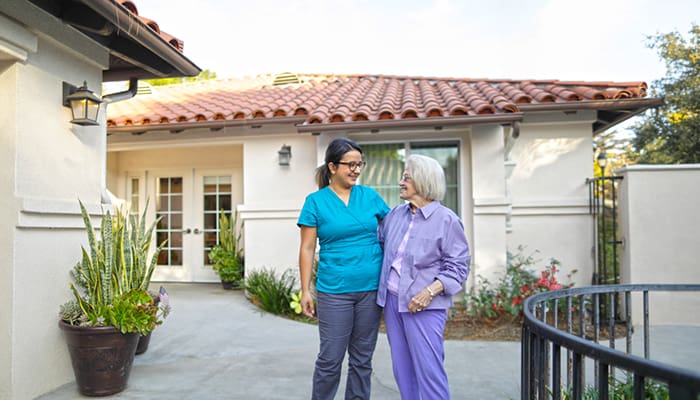 Alzheimer's and Dementia care and memory care residences at Claremont Manor