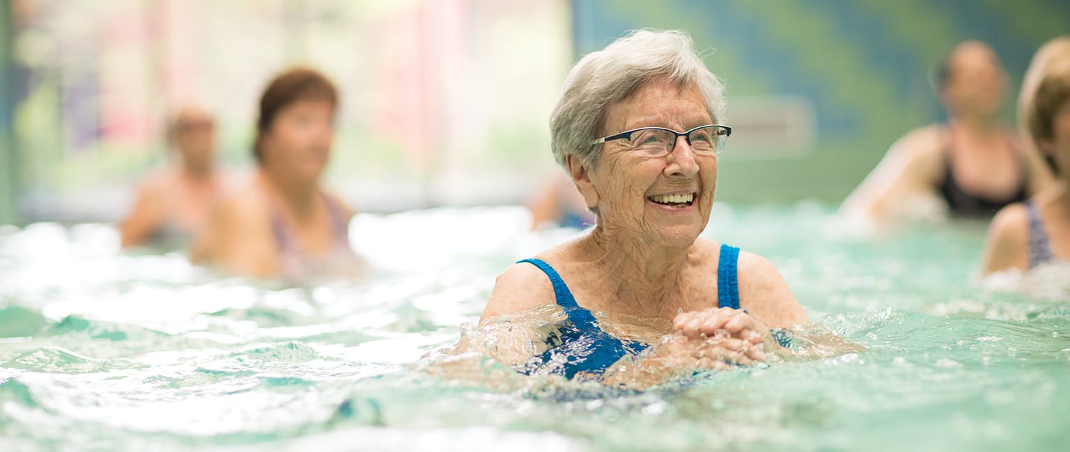 Residents enjoying the aquatic fitness center at Vista Del Monte.